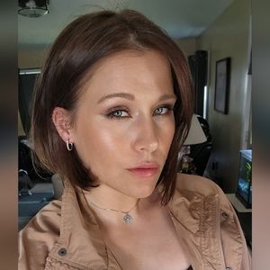 Meet your Posher, Sacha